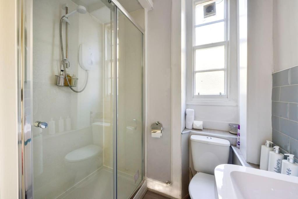 George IV Bridge - Superbly Located 3 Bedroom! Edinburgh Exterior photo