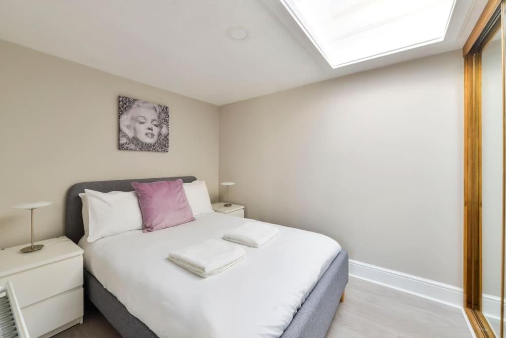 George IV Bridge - Superbly Located 3 Bedroom! Edinburgh Exterior photo